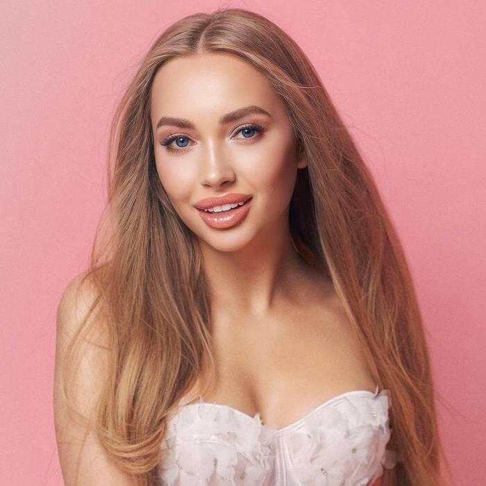 Pretty mail order bride Svitlana, 26 yrs.old from Kiev, Ukraine