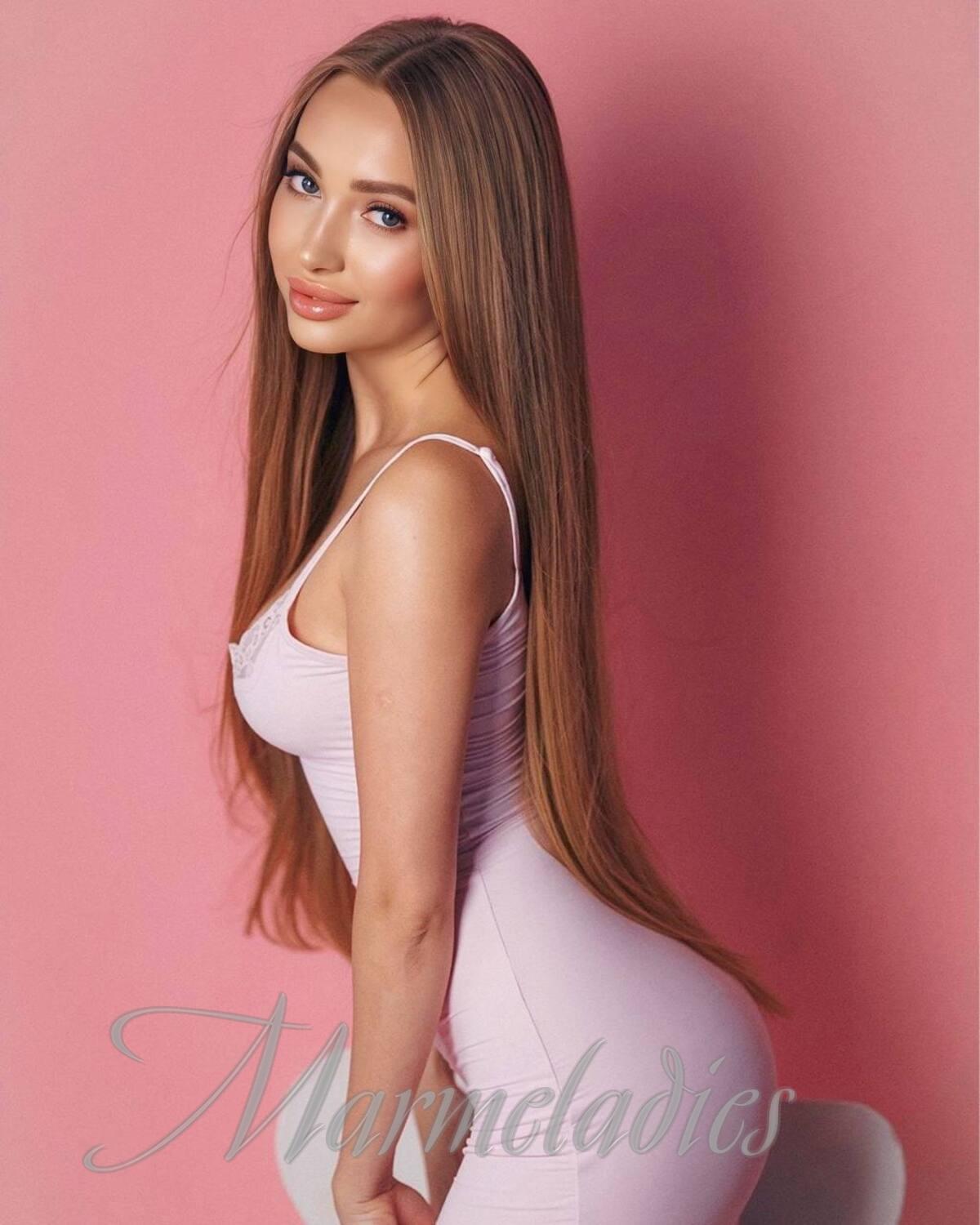 Pretty mail order bride Svitlana, 26 yrs.old from Kiev, Ukraine