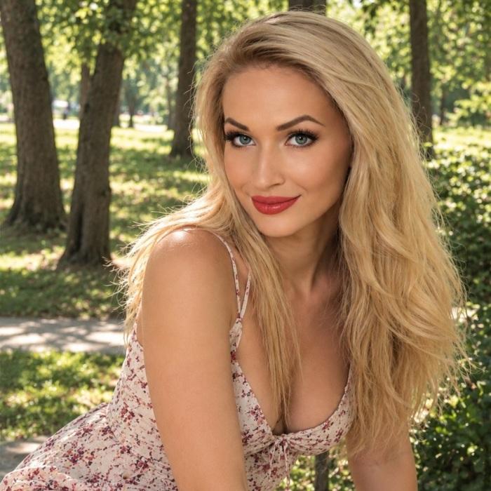 Hot wife Julia, 34 yrs.old from Odessa, Ukraine Hot wife Julia, 34 yrs.old from Odessa, Ukraine