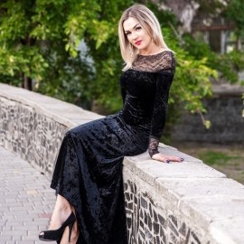 Charming mail order bride Oksana, 36 yrs.old from Odesa, Ukraine