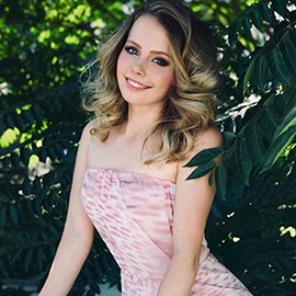 Charming bride Alina, 25 yrs.old from Sevastopol, Russia