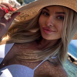 Hot bride Alena, 28 yrs.old from Moscow, Russia