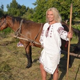 Pretty mail order bride Viktoriya, 51 yrs.old from Lugansk, Ukraine