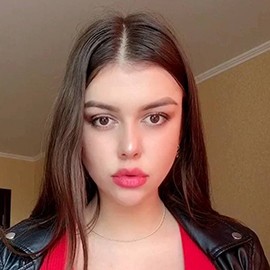 Gorgeous bride Yana, 23 yrs.old from Vinnytsia, Ukraine