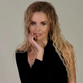 Gorgeous pen pal Elvira, 39 yrs.old from Krivoy Rog, Ukraine